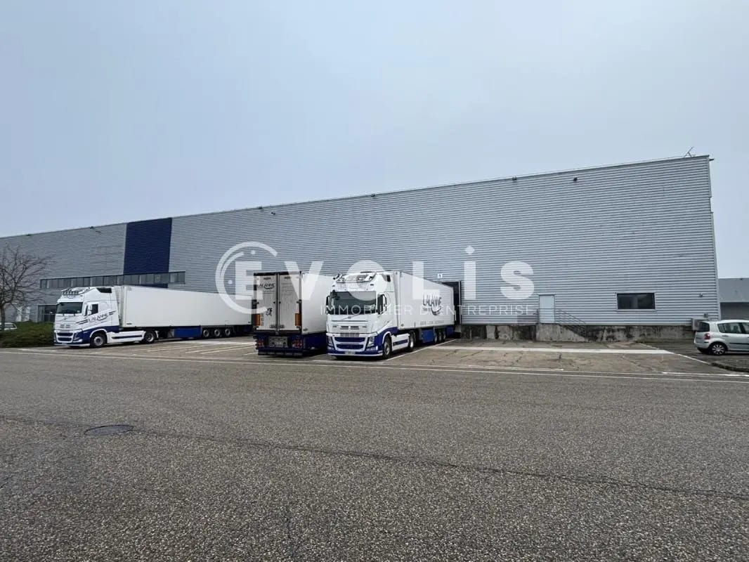 Office in Mions for lease Building Photo- Image 1 of 31