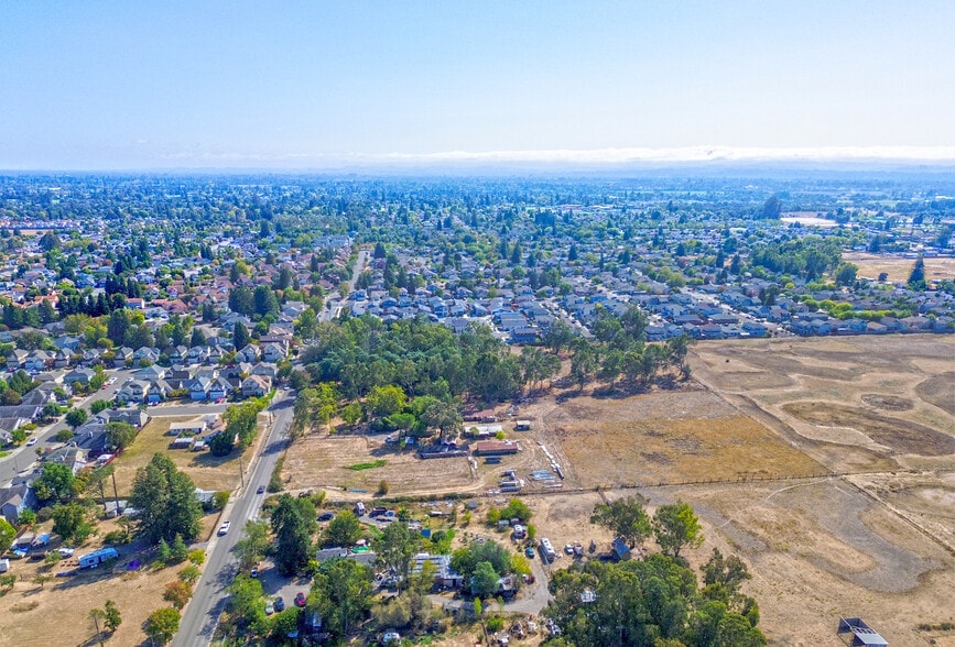 2193 Francisco Ave, Santa Rosa, CA for sale - Aerial - Image 1 of 5