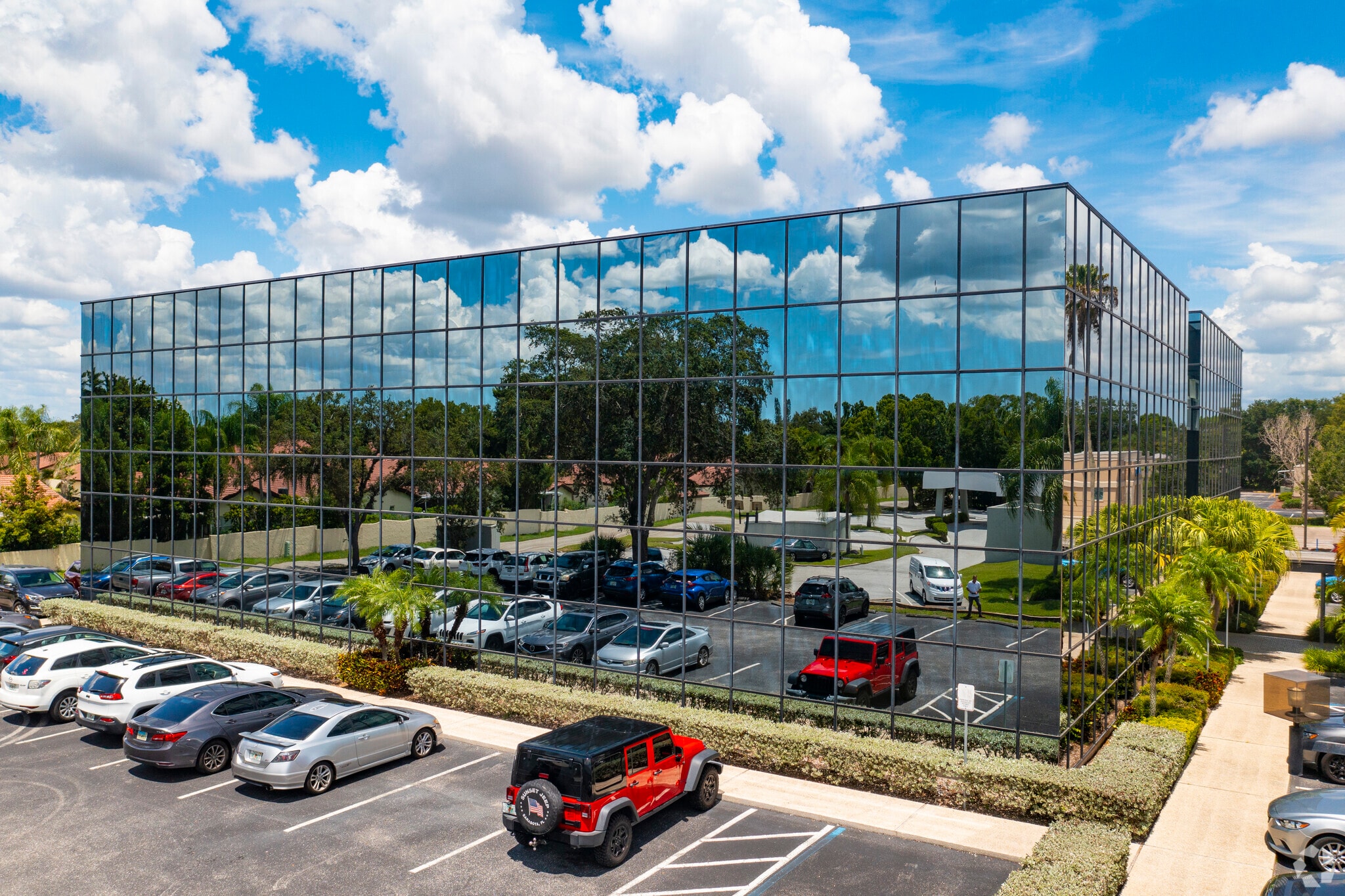 3665 Bee Ridge Rd, Sarasota, FL for lease Building Photo- Image 1 of 8