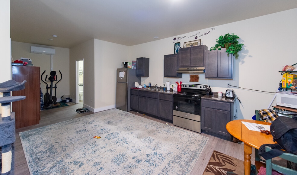 200 S Main St, Gerald, MO for sale - Interior Photo - Image 2 of 2