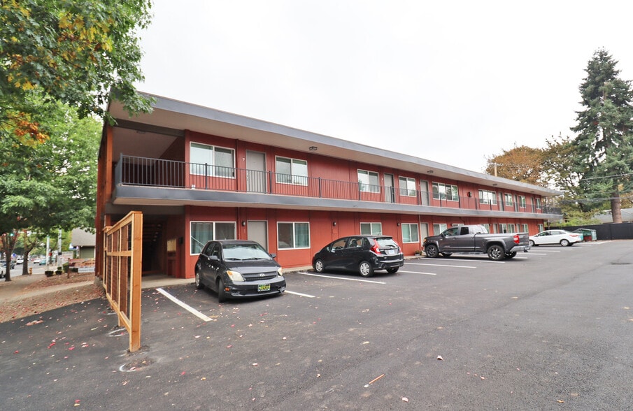 1247-1257 W 6th Ave, Eugene, OR for sale - Building Photo - Image 3 of 14