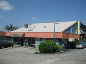 1/27 Watland St, Springwood for lease Building Photo- Image 1 of 7