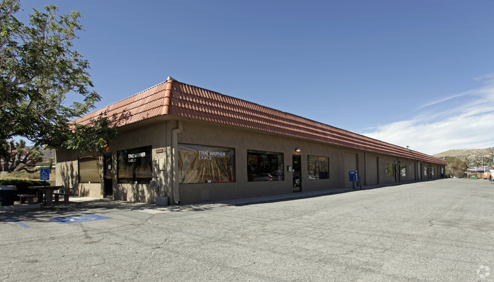 7500-7510 Kickapoo Trl, Yucca Valley, CA for sale - Primary Photo - Image 1 of 1