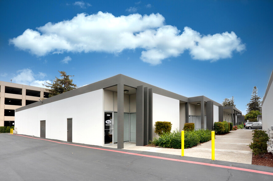 2984-3018 Scott Blvd, Santa Clara, CA for lease - Building Photo - Image 1 of 16