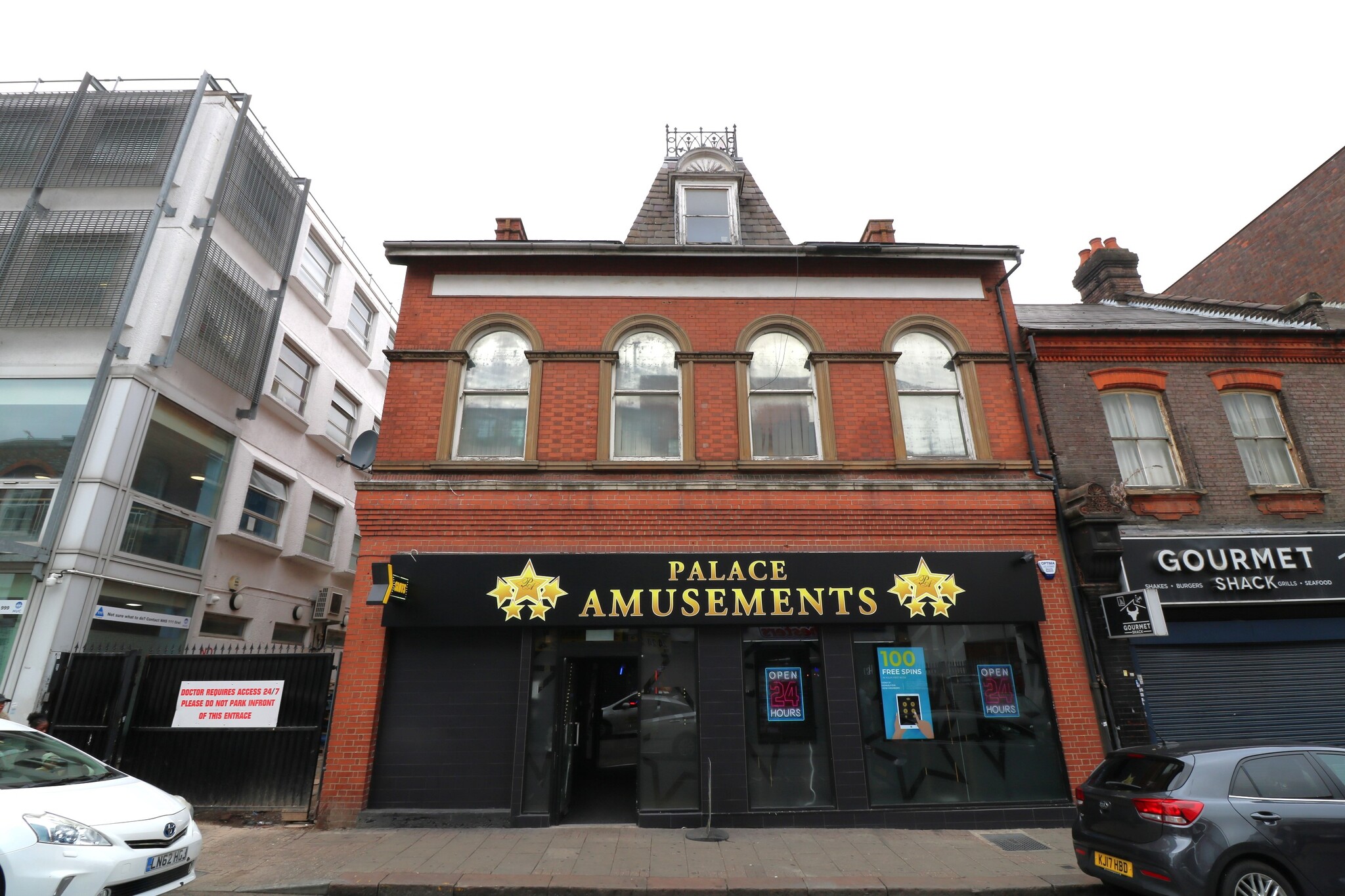 10-12 Chapel St, Luton for sale Primary Photo- Image 1 of 1