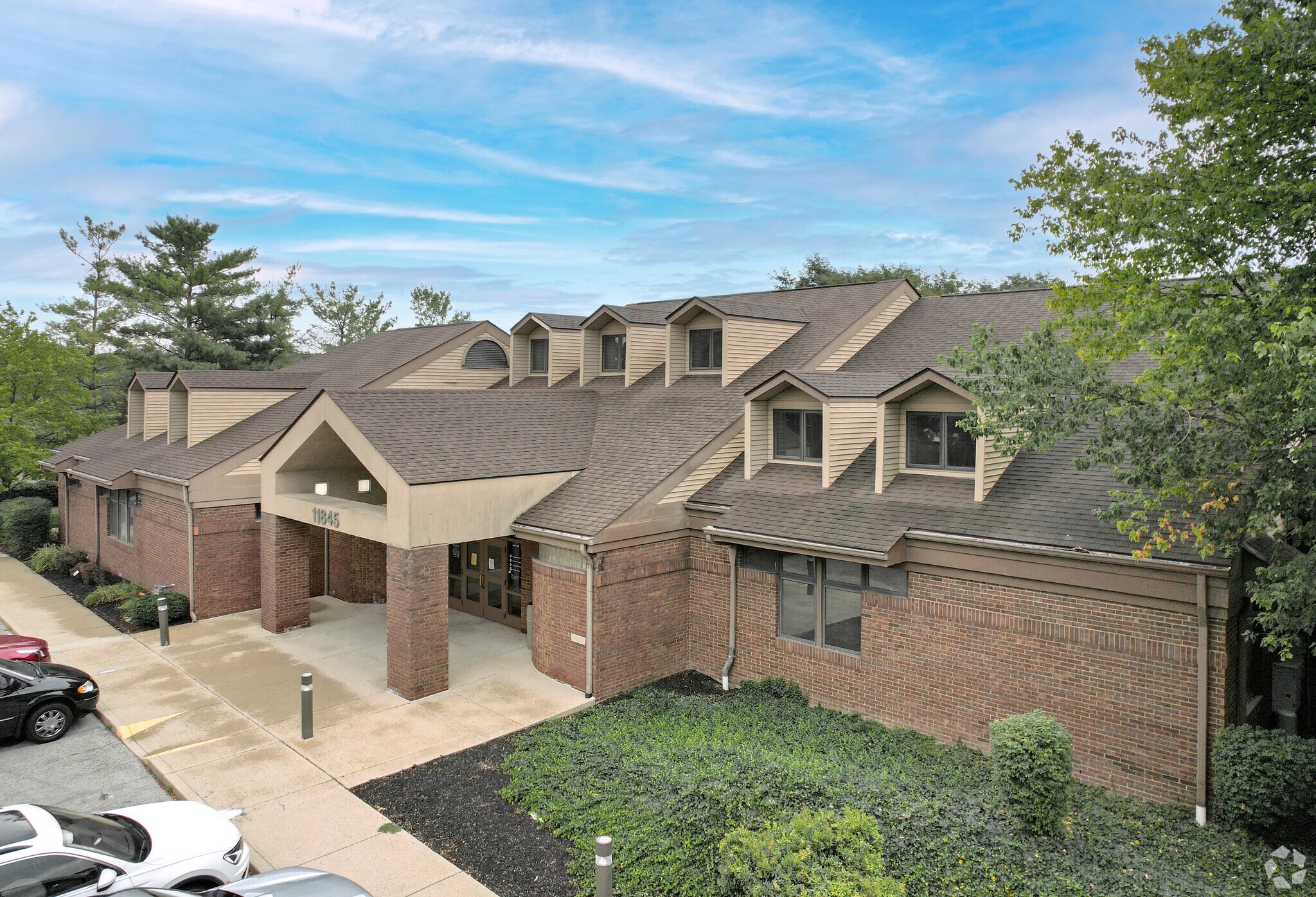 11845 Allisonville Rd, Fishers, IN 46038