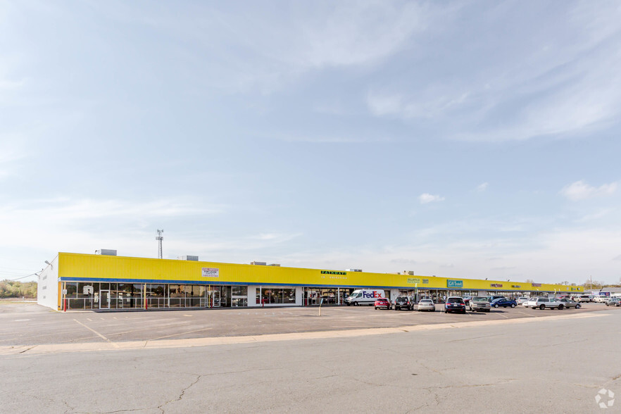 1905-1923 N Market St, Shreveport, LA for lease - Building Photo - Image 1 of 2