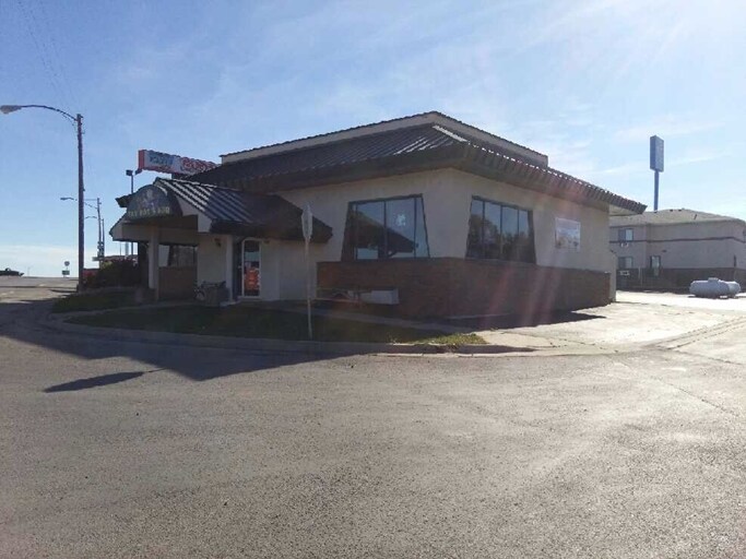 203 South Blvd, Wall, SD for sale Primary Photo- Image 1 of 1