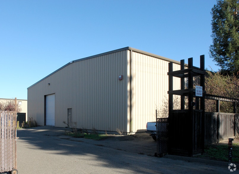 101 Grant Ave, Healdsburg, CA for lease - Primary Photo - Image 1 of 2