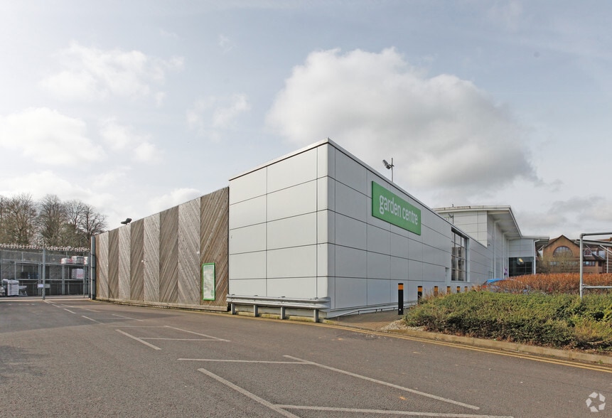 South Way, Daventry for lease - Building Photo - Image 2 of 3