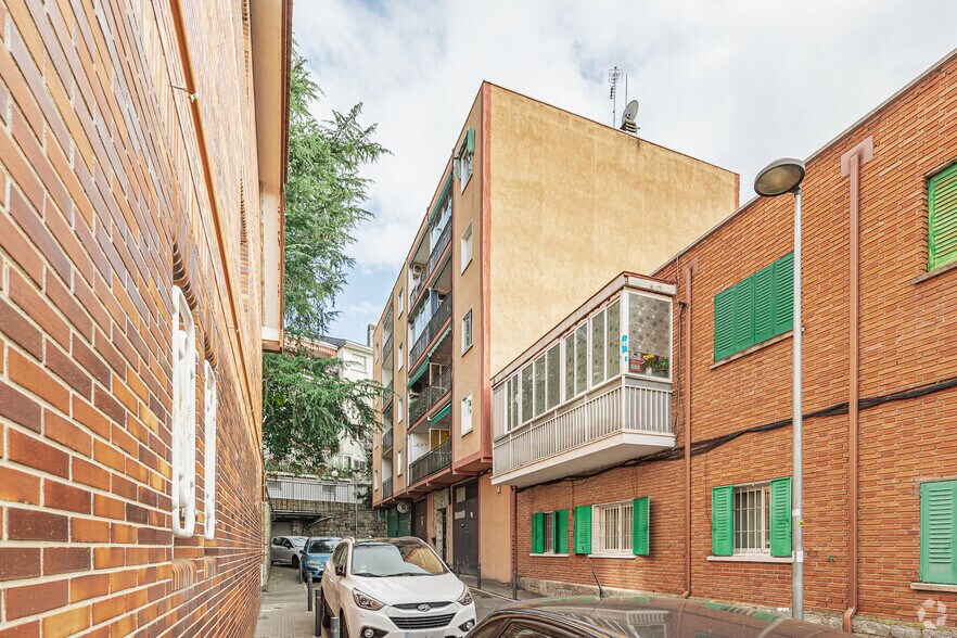 Multifamily in Collado Villalba, Madrid for sale - Building Photo - Image 2 of 3