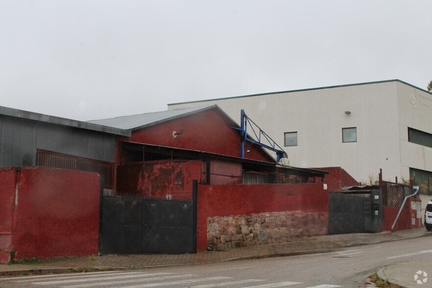 Industrial in Collado Mediano, Madrid for sale - Building Photo - Image 2 of 9