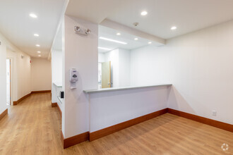 38 East Ave, New Canaan, CT for lease Interior Photo- Image 1 of 6