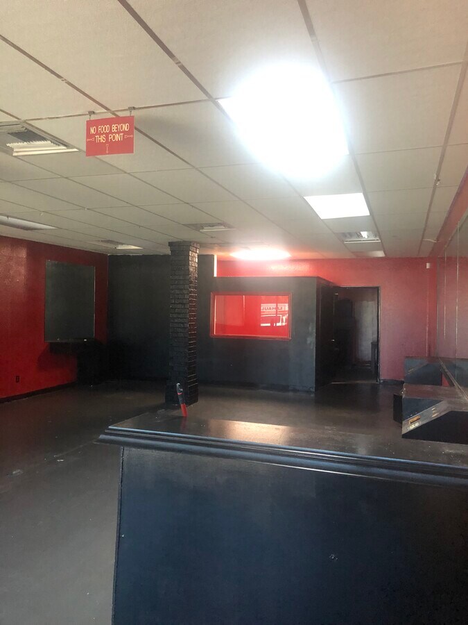 10802 Hughes Rd, Houston, TX 77089