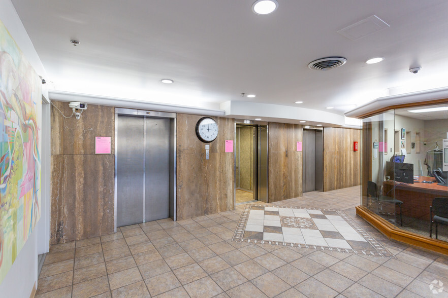 221 6th Ave SE, Calgary, AB for lease - Lobby - Image 3 of 13