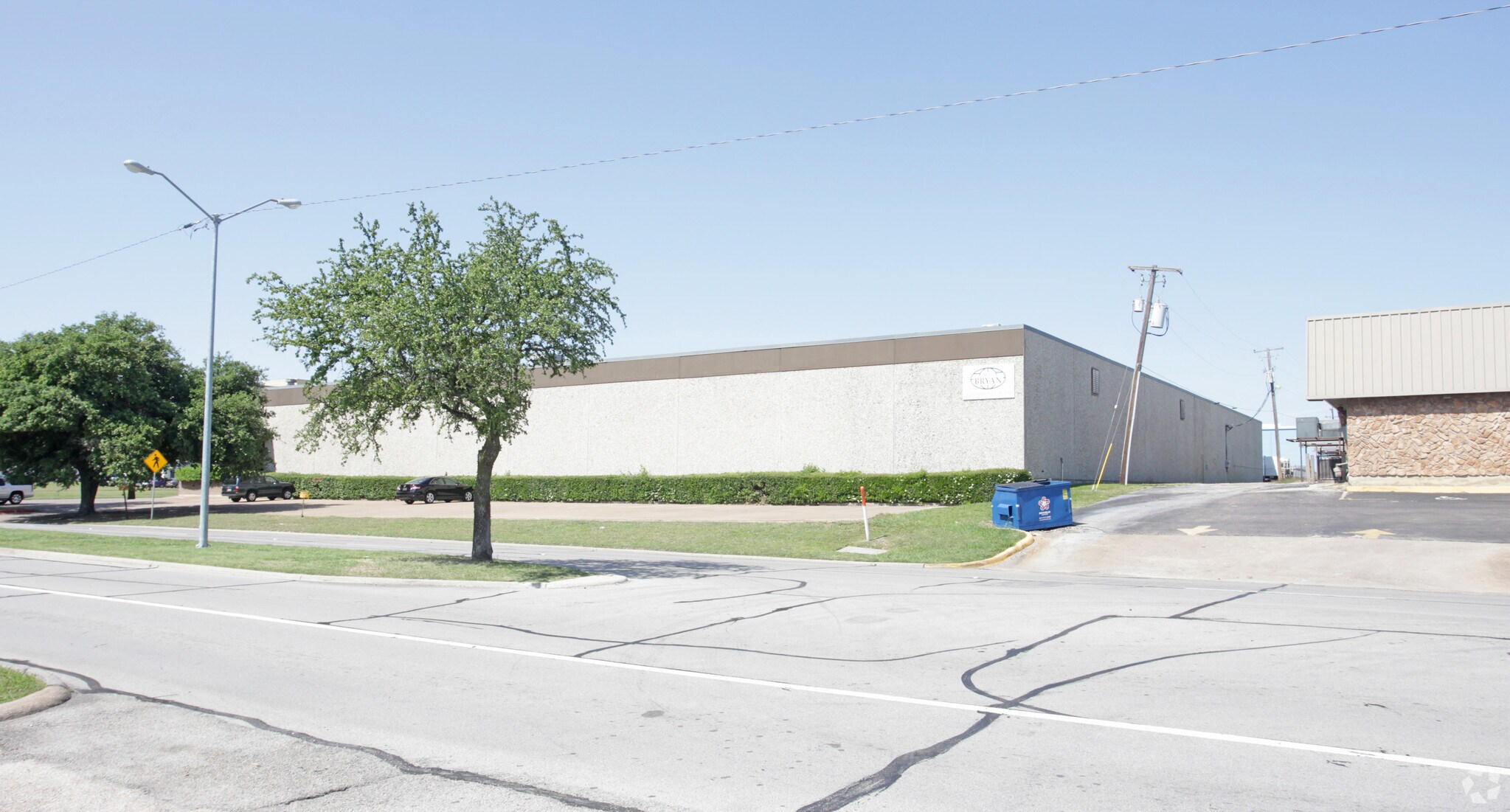 1906 S Great Southwest Pky, Grand Prairie, TX for sale Primary Photo- Image 1 of 1