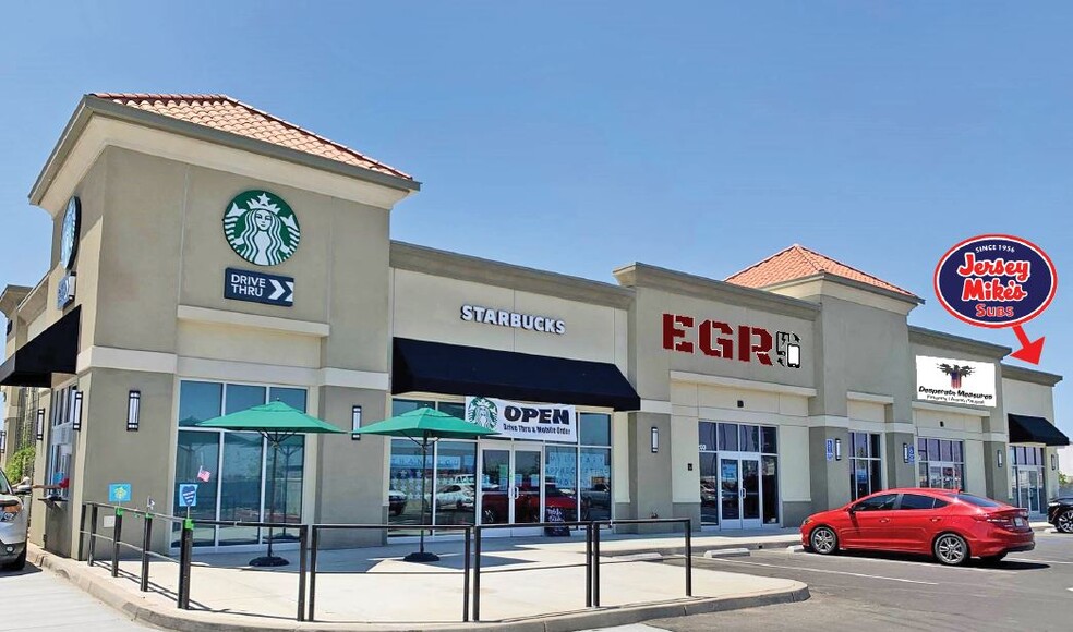 NEC Van Buren Blvd, Riverside, CA for lease - Building Photo - Image 1 of 7