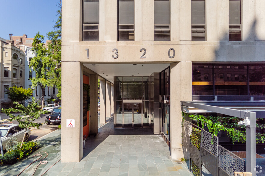 1320 19th St NW, Washington, DC for lease - Building Photo - Image 3 of 4