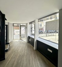 Retail in Nogent-sur-Marne for lease Interior Photo- Image 2 of 6