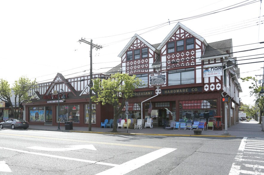 524 Arnold Ave, Point Pleasant Beach, NJ 08742 Office for Lease