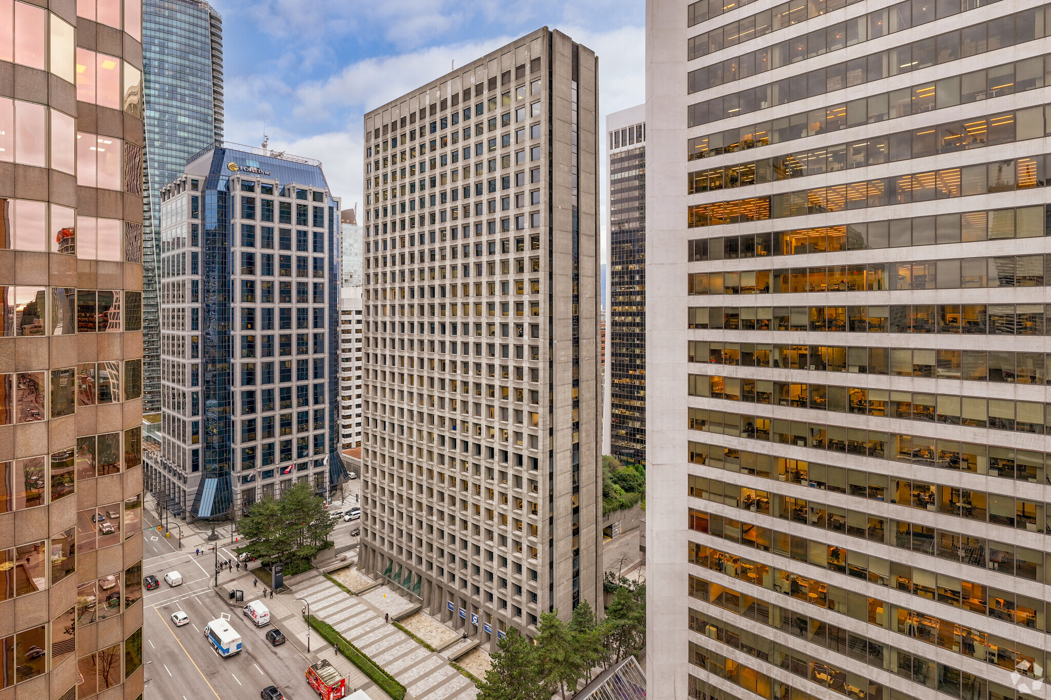 1075 W Georgia St, Vancouver, BC for sale Primary Photo- Image 1 of 1