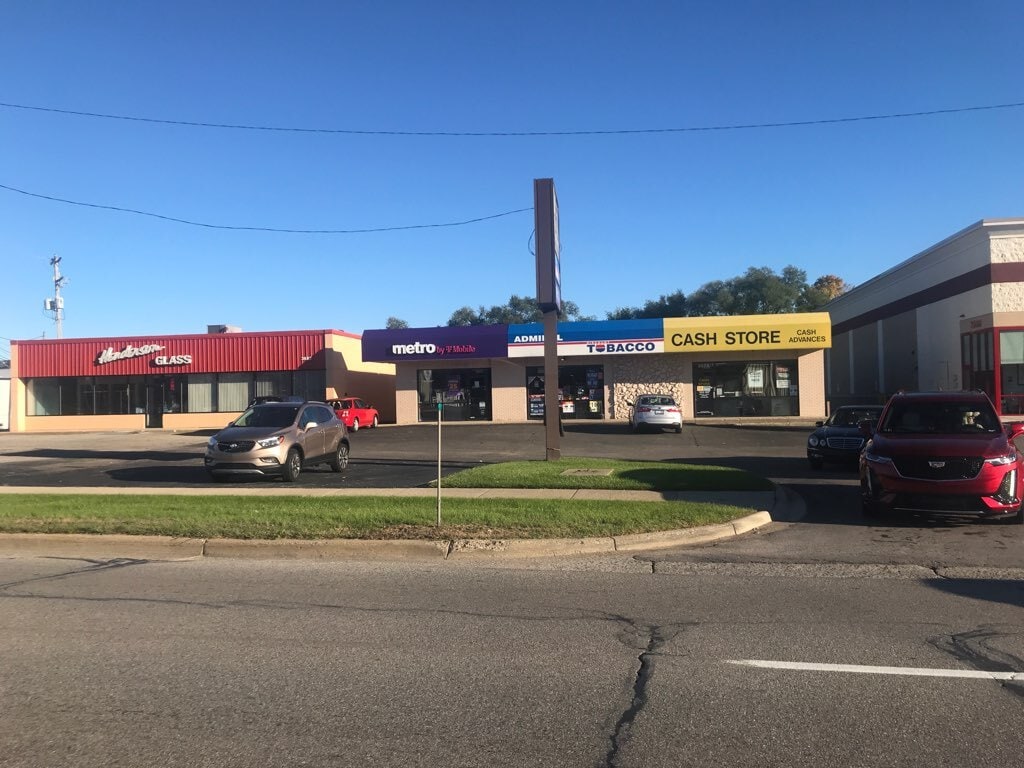 3674-3678 Plainfield Ave NE, Grand Rapids, MI for sale Building Photo- Image 1 of 1