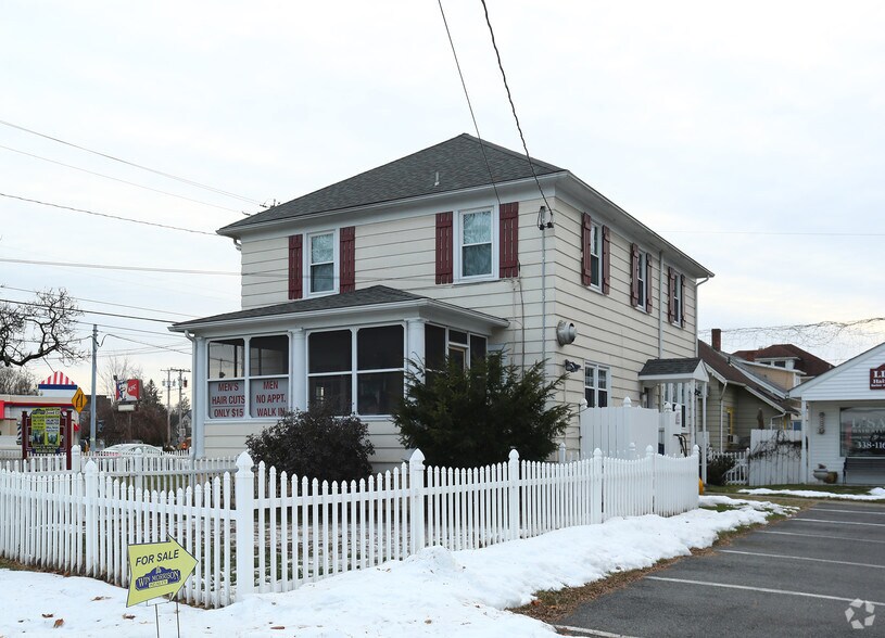 435 Albany Ave, Kingston, NY for sale - Primary Photo - Image 1 of 1