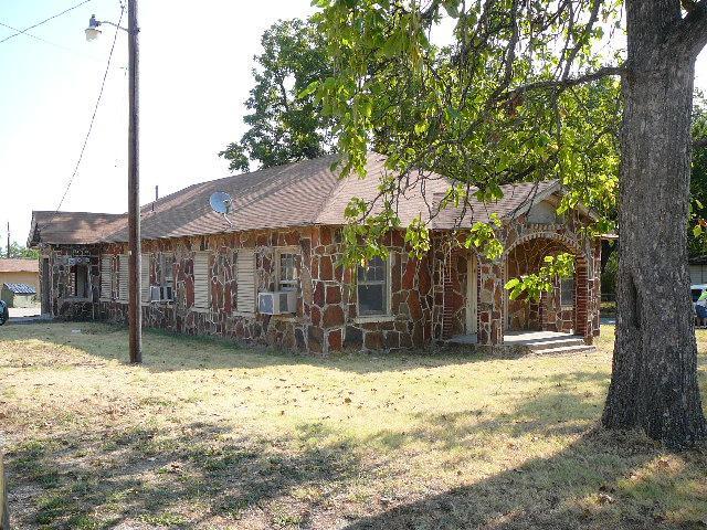 2711 W Walker St, Denison, TX for sale Primary Photo- Image 1 of 1
