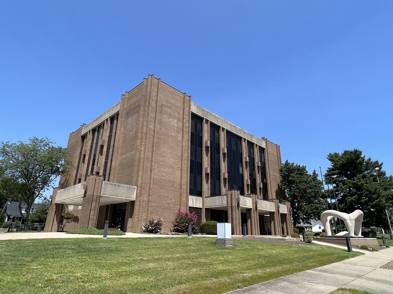 1 DCB Plz, Jasper, IN for sale - Building Photo - Image 1 of 1