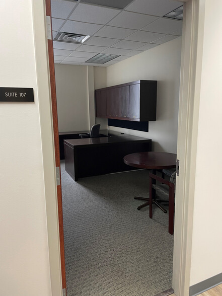 7700 W 79th St, Bridgeview, IL for lease - Interior Photo - Image 3 of 19