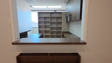 18356-18388 Clark St, Tarzana, CA for lease - Commercial Listing Video