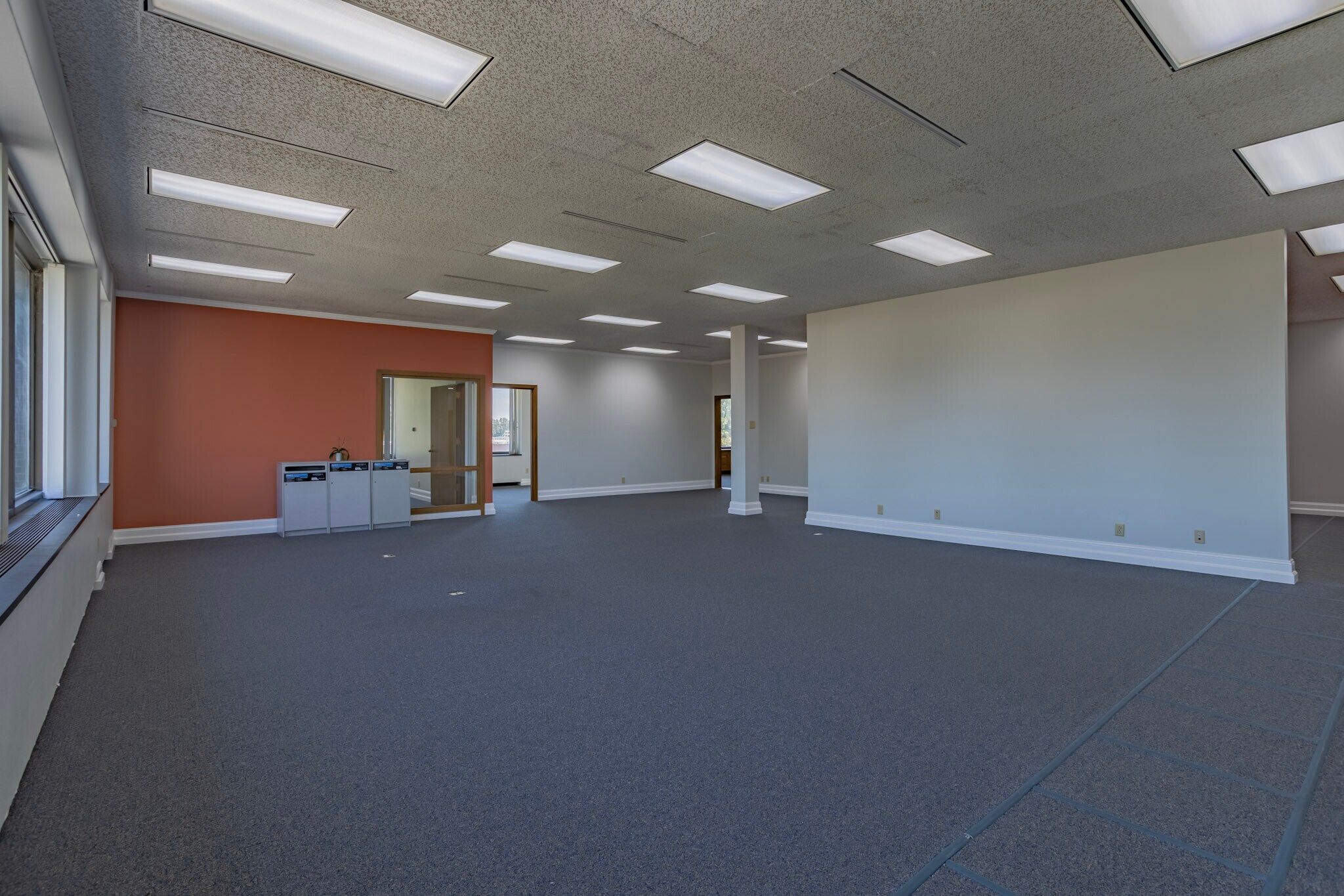 524 W Stephenson St, Freeport, IL 61032 524 Building