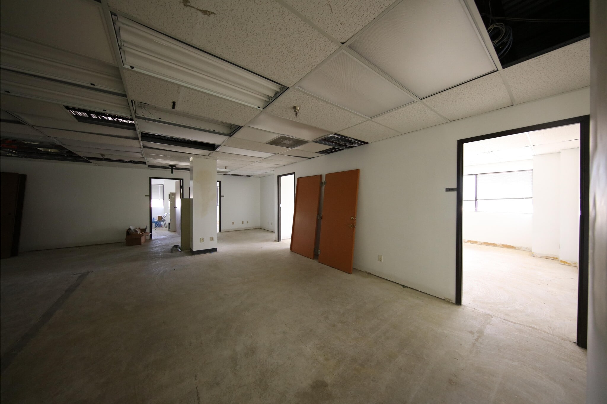 9800 N Lamar Blvd, Austin, TX for lease Interior Photo- Image 1 of 7