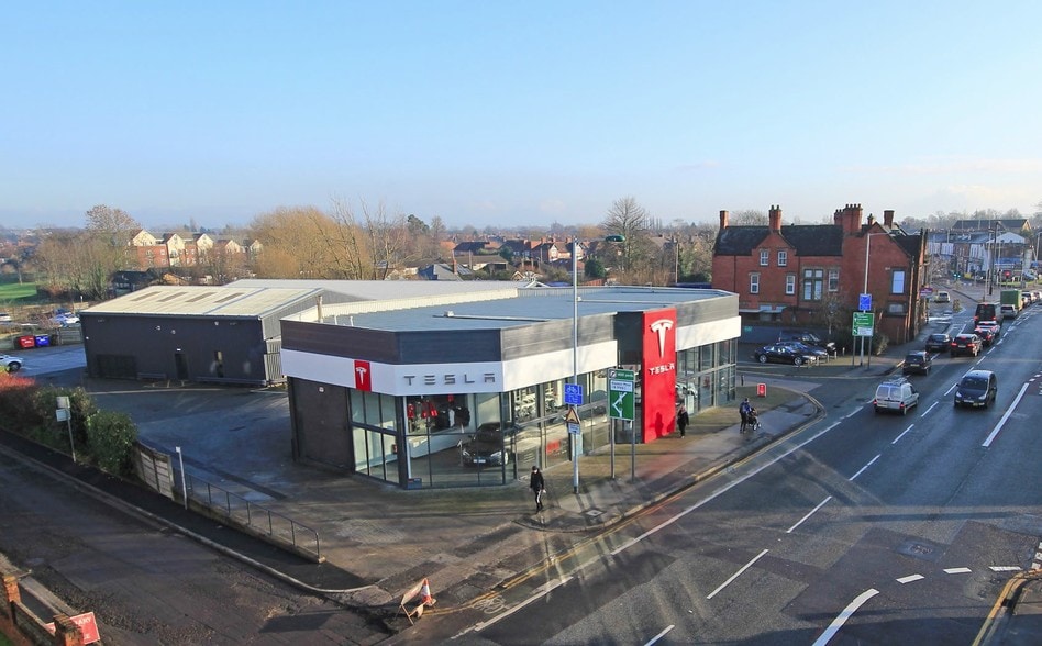 396 Wellington Rd, Stockport for sale - Primary Photo - Image 1 of 1