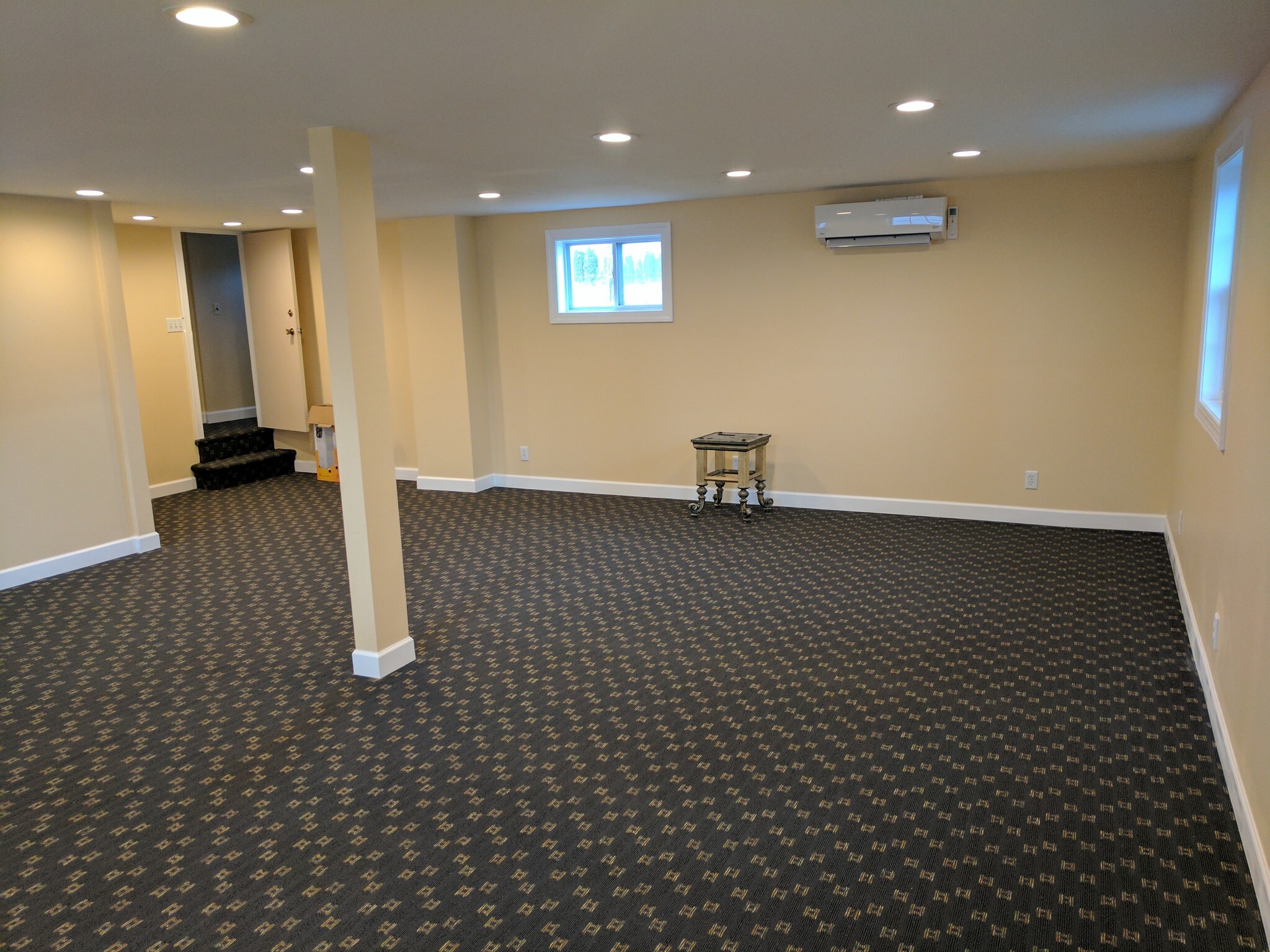 17 Manor Rd, Smithtown, NY 11787 700 SF Office Space