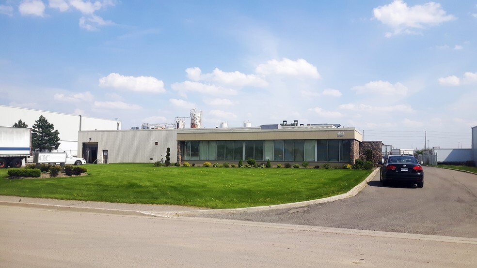 19 Victoria Cres, Brampton, ON for sale - Building Photo - Image 1 of 1