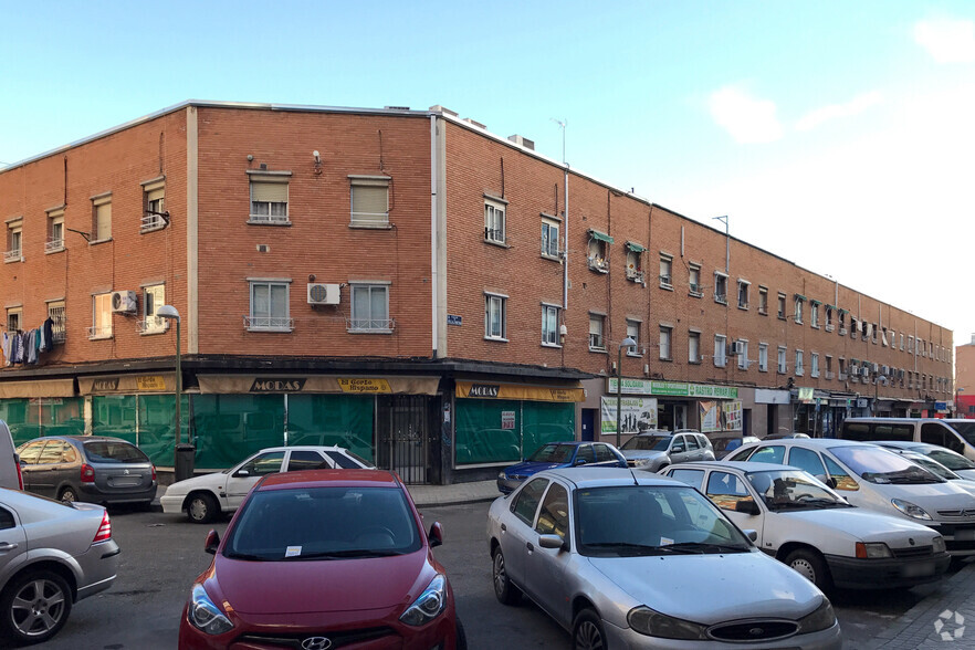 Calle de Villajimena, 18, Madrid, Madrid for sale - Building Photo - Image 3 of 3