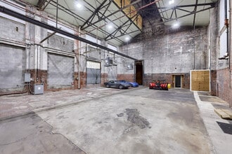 30 N 3rd St, Womelsdorf, PA for lease Interior Photo- Image 2 of 6