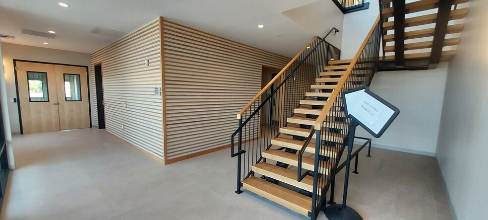 4317 N Pony Express Pky, Eagle Mountain, UT for lease - Interior Photo - Image 2 of 3