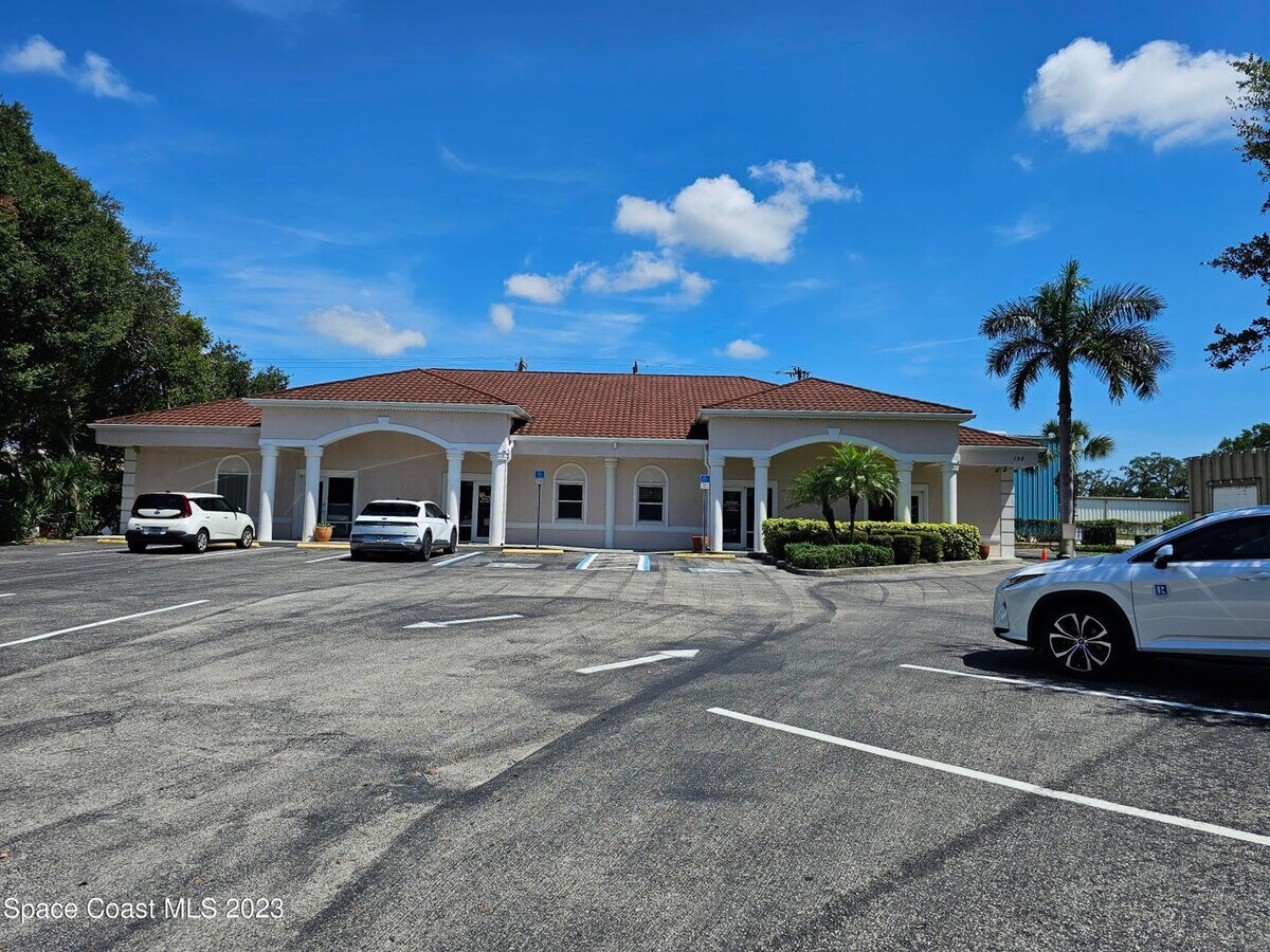 138 S South Woods Dr, Rockledge, FL 32955 ProfessionalMedical office