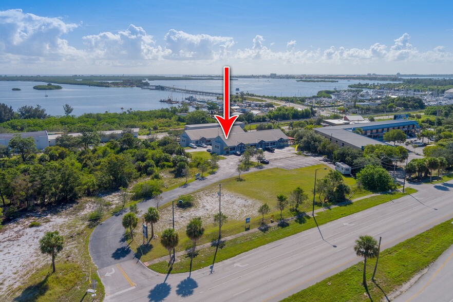 2250-2296 N US Highway 1, Fort Pierce, FL for lease - Building Photo - Image 2 of 3