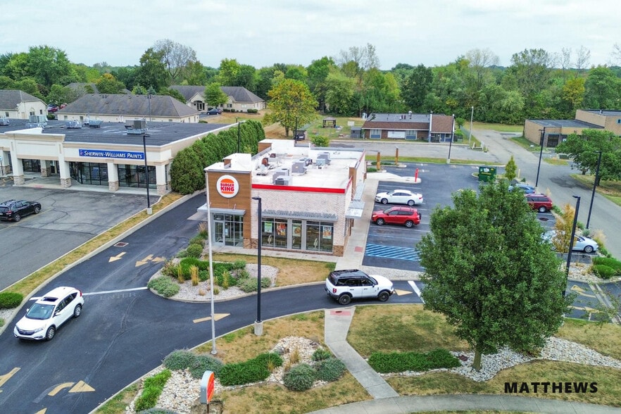 9198 Dayton Lebanon Pike, Dayton, OH for sale - Building Photo - Image 2 of 4