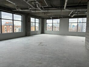 32 Oakland Ave, Jersey City, NJ for lease Interior Photo- Image 1 of 2