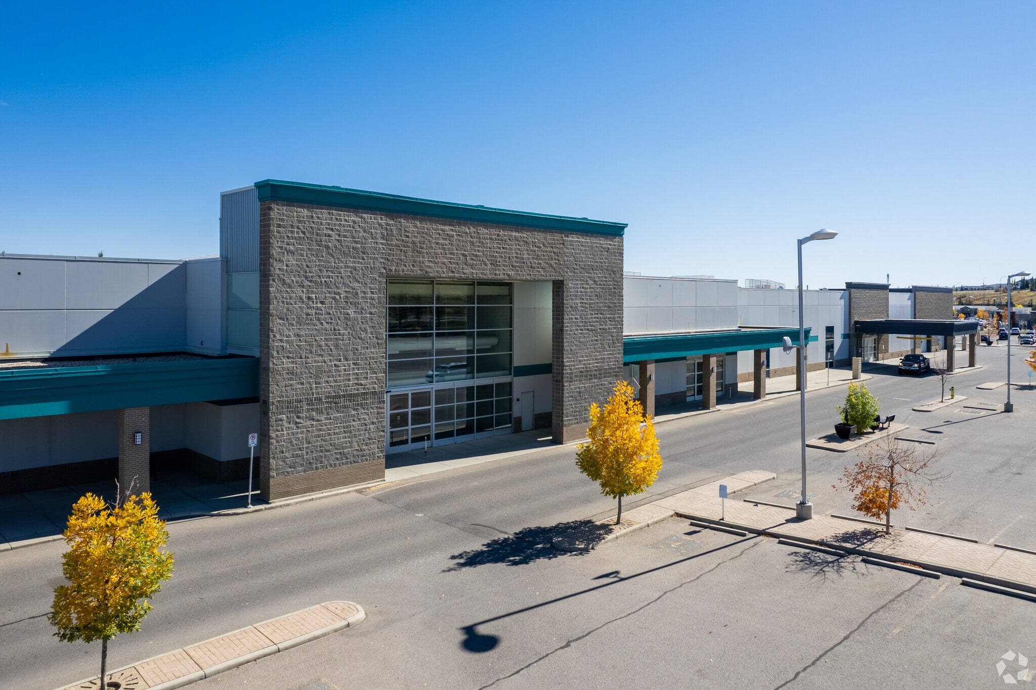 12330 Symons Valley Rd NW, Calgary, AB T3P 0A3