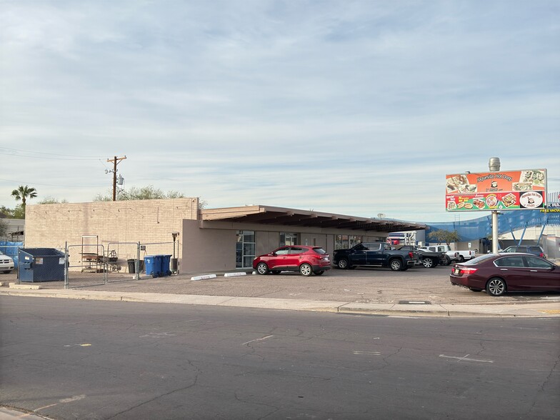 1704 N Country Club Dr, Mesa, AZ for sale - Primary Photo - Image 1 of 4