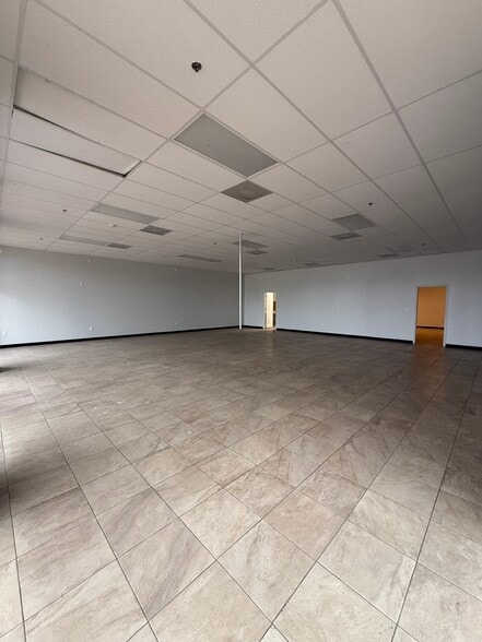 2228 Trenton Rd, McAllen, TX for lease - Building Photo - Image 3 of 13