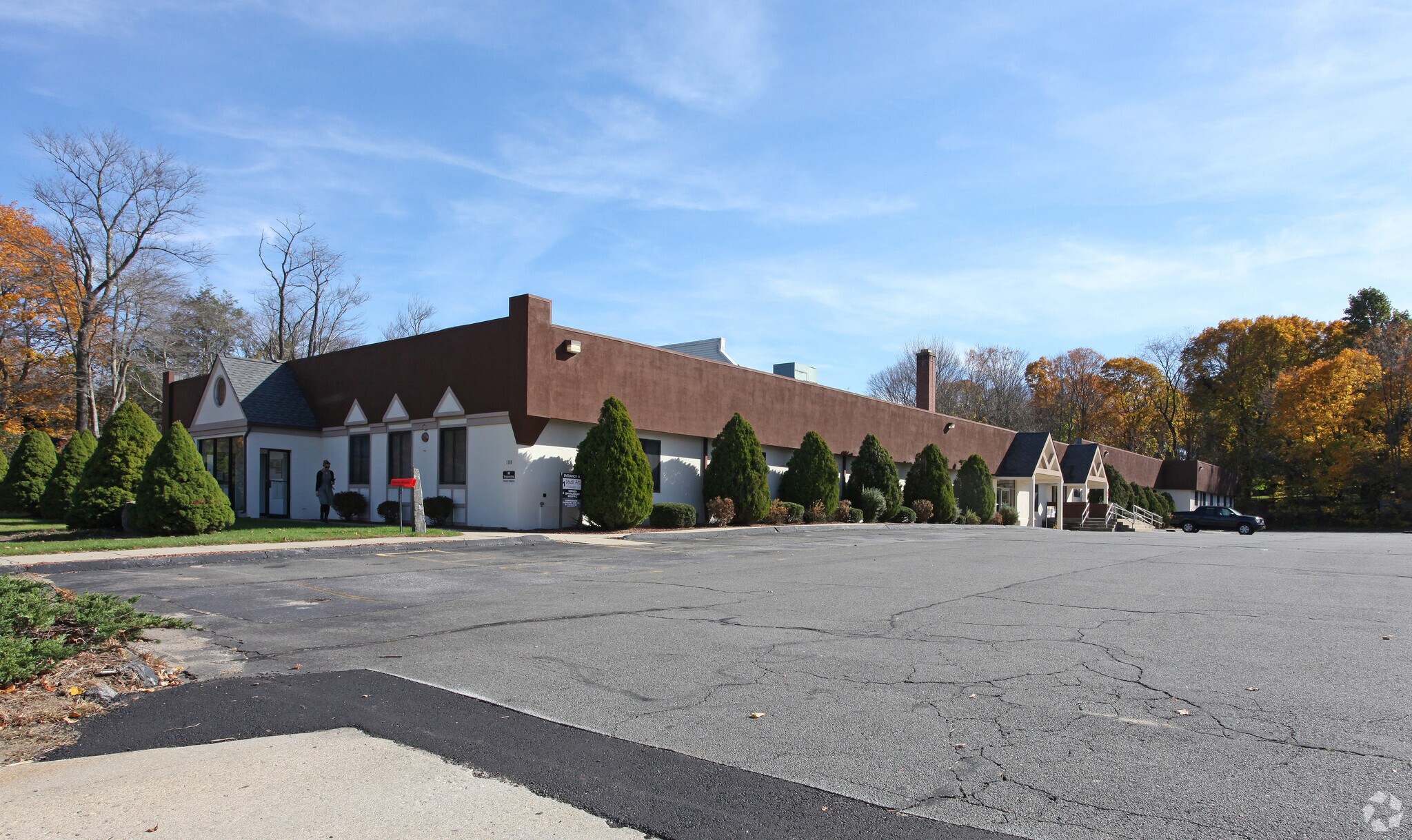 188 Norwich Ave, Colchester, CT for sale Primary Photo- Image 1 of 1