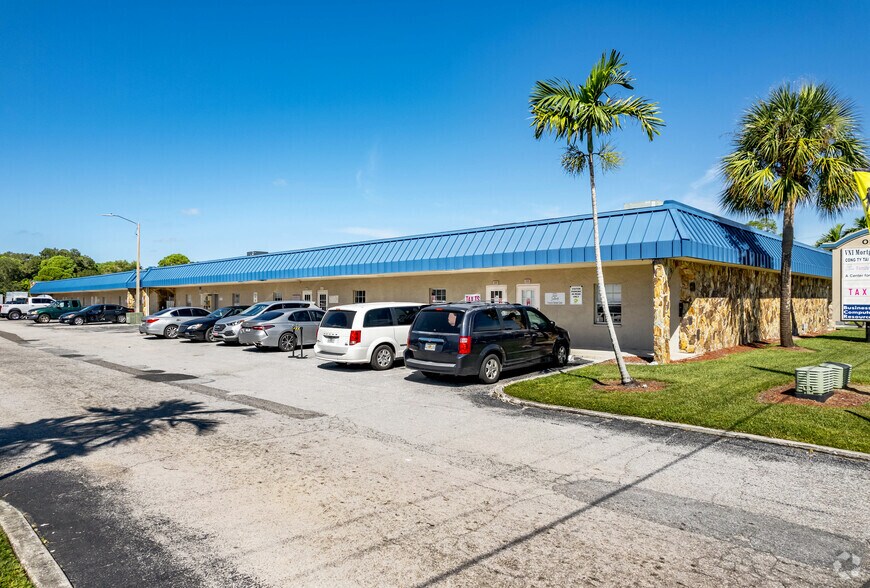 8800 49th St N, Pinellas Park, FL for sale - Primary Photo - Image 1 of 5