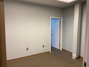 3640 Grand Ave, Oakland, CA for lease Interior Photo- Image 2 of 2