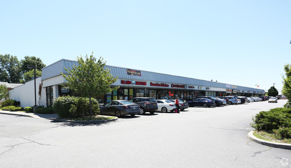 548-598 Stewart Ave, Bethpage, NY for lease - Primary Photo - Image 1 of 13